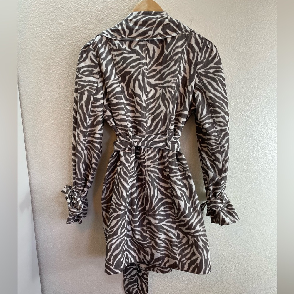 GUESS Zebra Print Trench Coat Size S - Picture 11 of 11